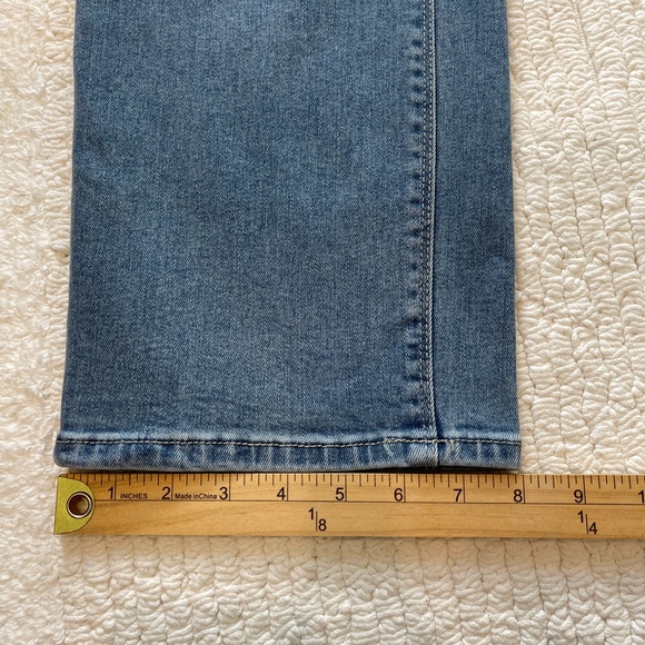 Hudson Los Angeles Jeans Women's Size 12 Blue Straight Leg Medium Wash - Picture 14 of 14